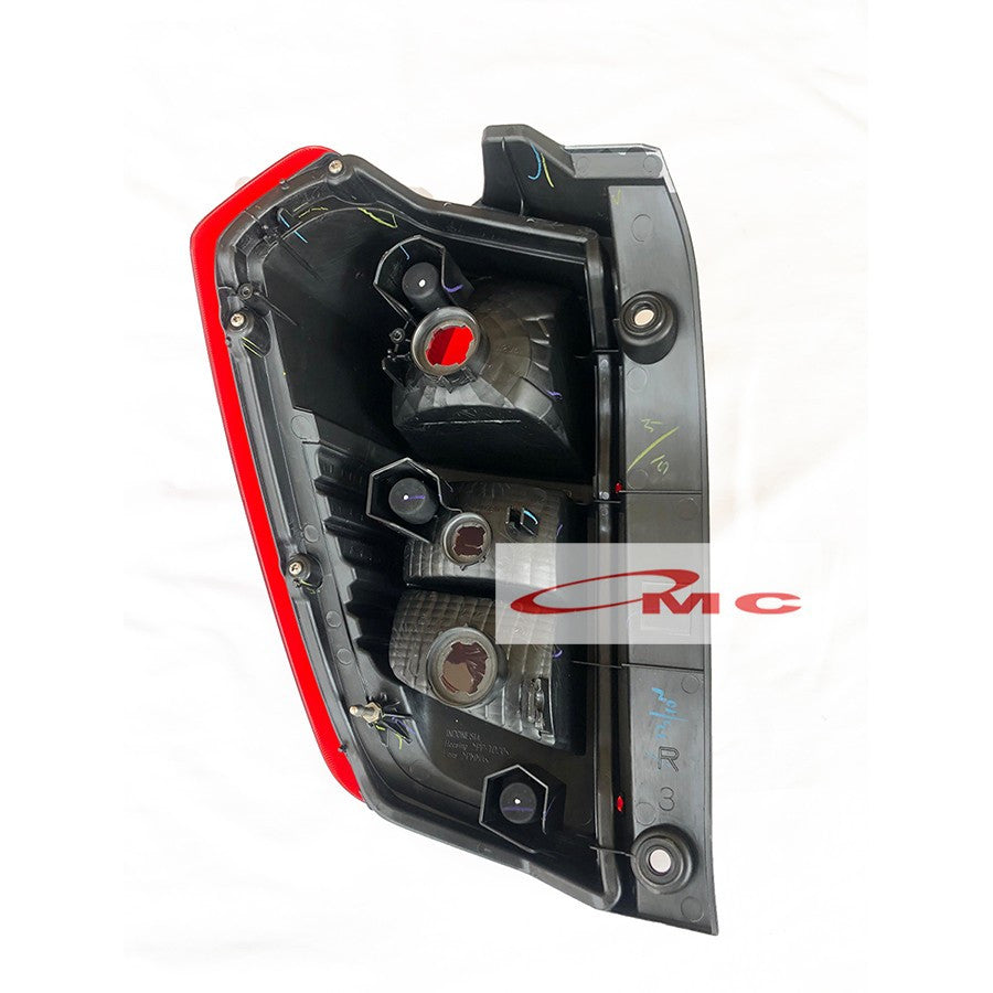 Lampu Stop / Stop Lamp Belakang Kanan Daihatsu Sigra Calya 81551-BZ260-001