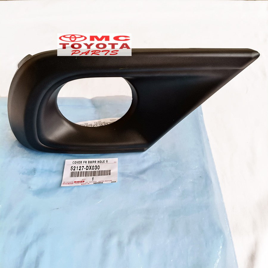 Cover Garnish Fog Lampu Depan Kanan Kijang Innova Grand New 52127-DX030