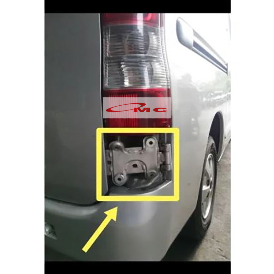 Panel Tutup Cover Lampu Stop Lamp Bawah Kanan Daihatsu Grand Max Mini Bus Ori 68852-BZ010-B01 68852-BZ020-001