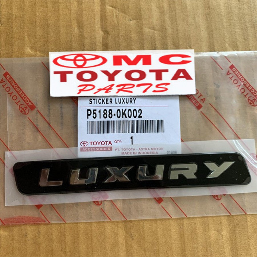 Sticker Emblem LUXURY Stiker Logo Toyota Innova Reborn Facelift Venturer Original P5188-0K002