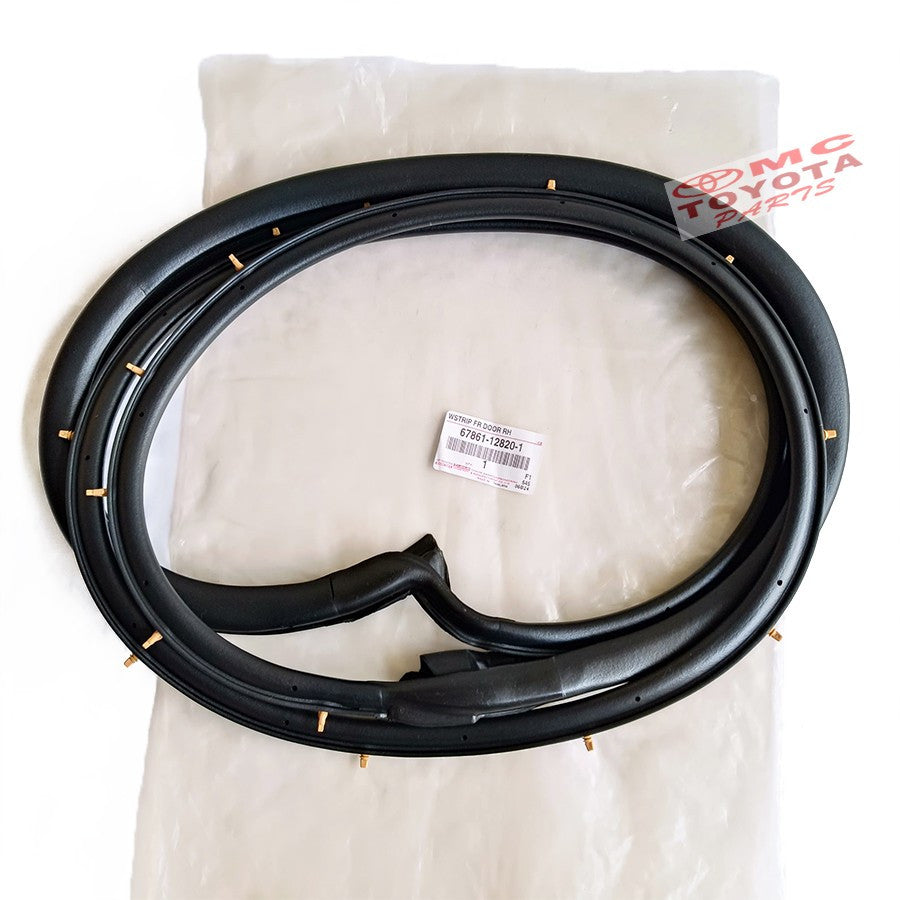 Karet Pintu Toyota Corolla Great Depan Belakang Kanan Kiri Original 67861-12820-1 67862-12780-1 67871-12380-1 67872-12380-1