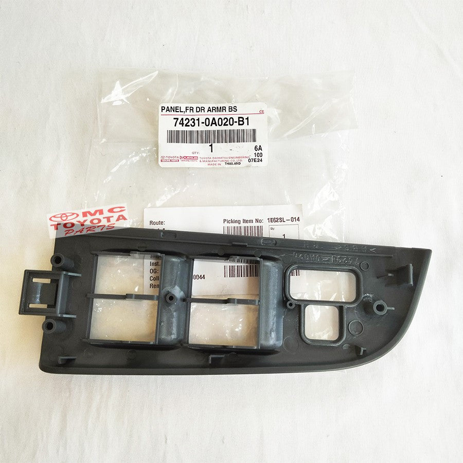 Tarikan Pintu Panel Power Window Front ArmRest Base Depan Kanan Atas Original Toyota Soluna 74231-0A020-B1