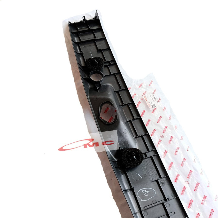 Sill Plate List Plate Sillplate Sillplat Scuplate Cover Plat Penjepit Karpet Pintu Bagasi Belakang Sigra Calya 1200cc Original 67935-BZ090-B01