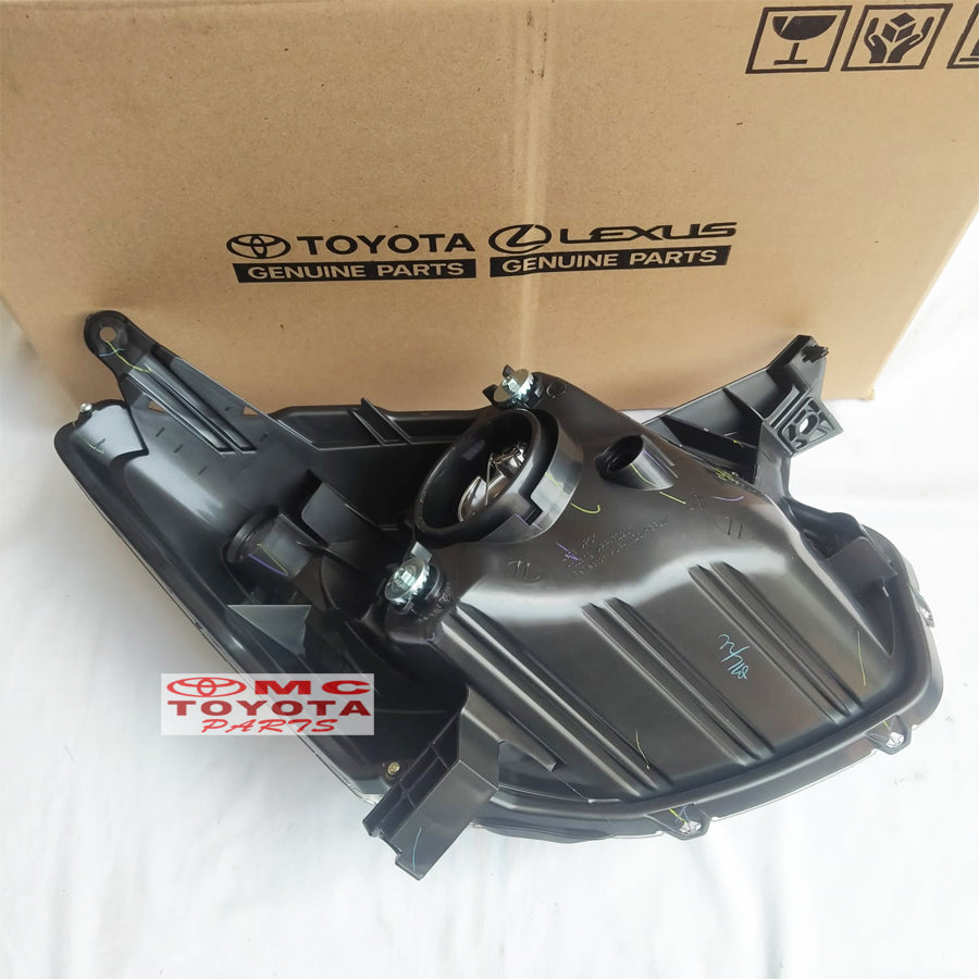 Lampu Depan Head Lamp Kiri Original Toyota Agya Alya 81170-BZ170