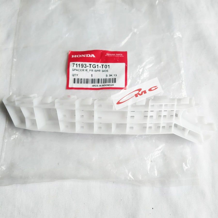 Support Bracket Bumper Depan Kanan Honda Brio Mobilio 71193-TG1-T01