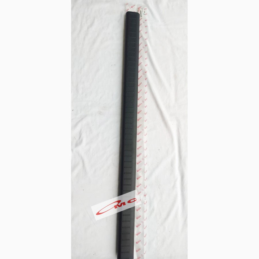 Sill Plate List Plate Bagasi Belakang Granmax Luxio 67935-BZ050-B01