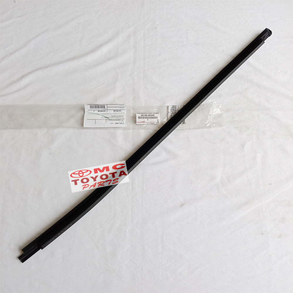Pelipit Pintu / Karet Kaca Luar Depan Kanan Hilux New Single Cabin 68160-0K040