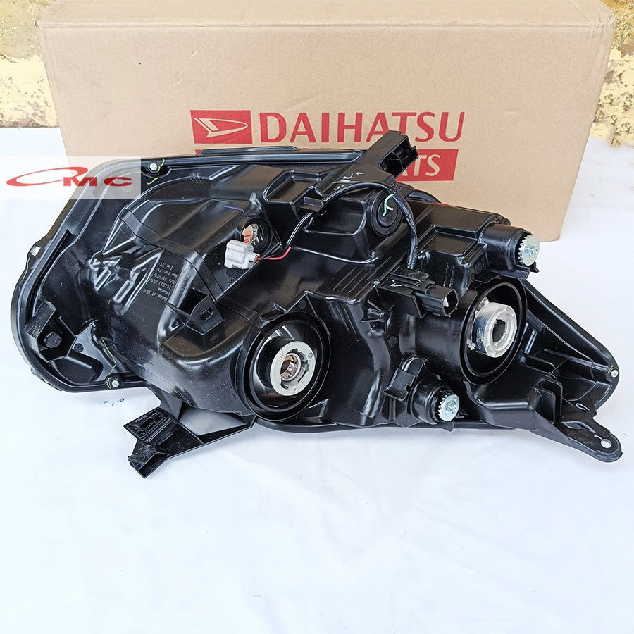Lampu Depan Head Lamp Lampu Kiri Original Daihatsu Ayla Agya Facelift 81170-BZ330-001