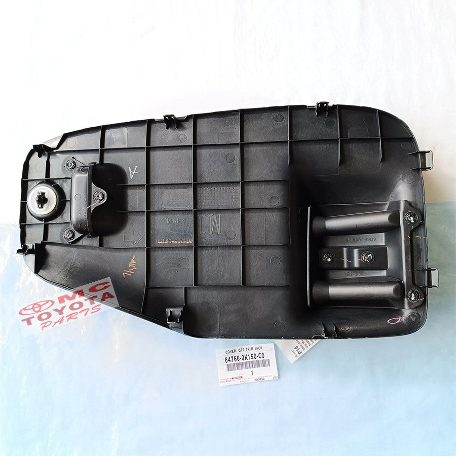 Cover Tutup Dongkrak Quarter Trim Jack Toyota Kijang Innova Reborn Original 64766-0K150-C0