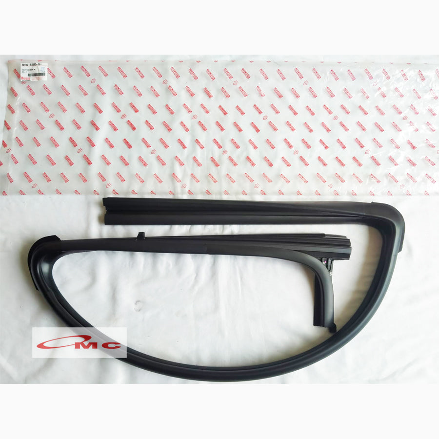 Karet Channel Rel Kaca Tengah Kanan Gran Max luxio 68142-BZ060-001