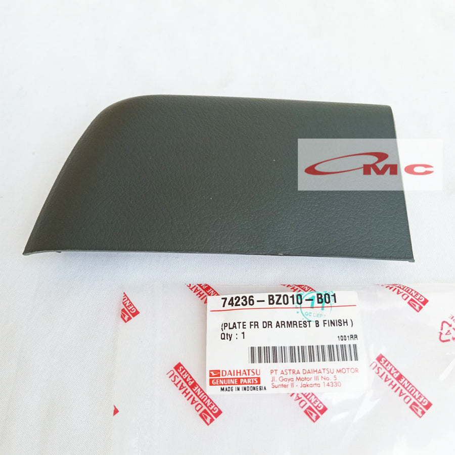 Tutup Arm Rest Depan Kiri Daihatsu Gran Max Luxio 74236-BZ010-B01