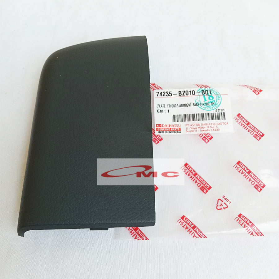 Tutup Arm Rest Depan Kanan Daihatsu Gran Max Luxio 74235-BZ010-B01
