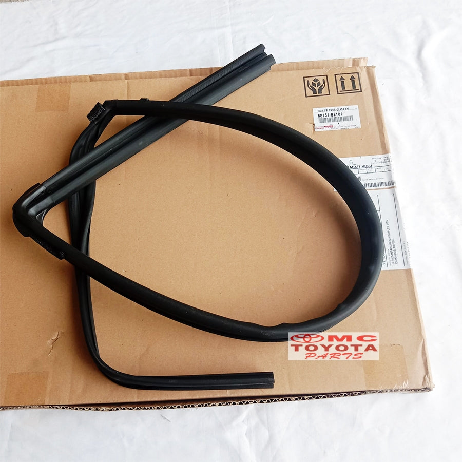 Karet Channel Kaca Pintu Depan Kiri Toyota Agya Ayla 68151-BZ101