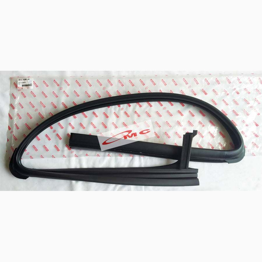 Karet Channel Rel Kaca Tengah Kanan Gran Max luxio 68142-BZ060-001