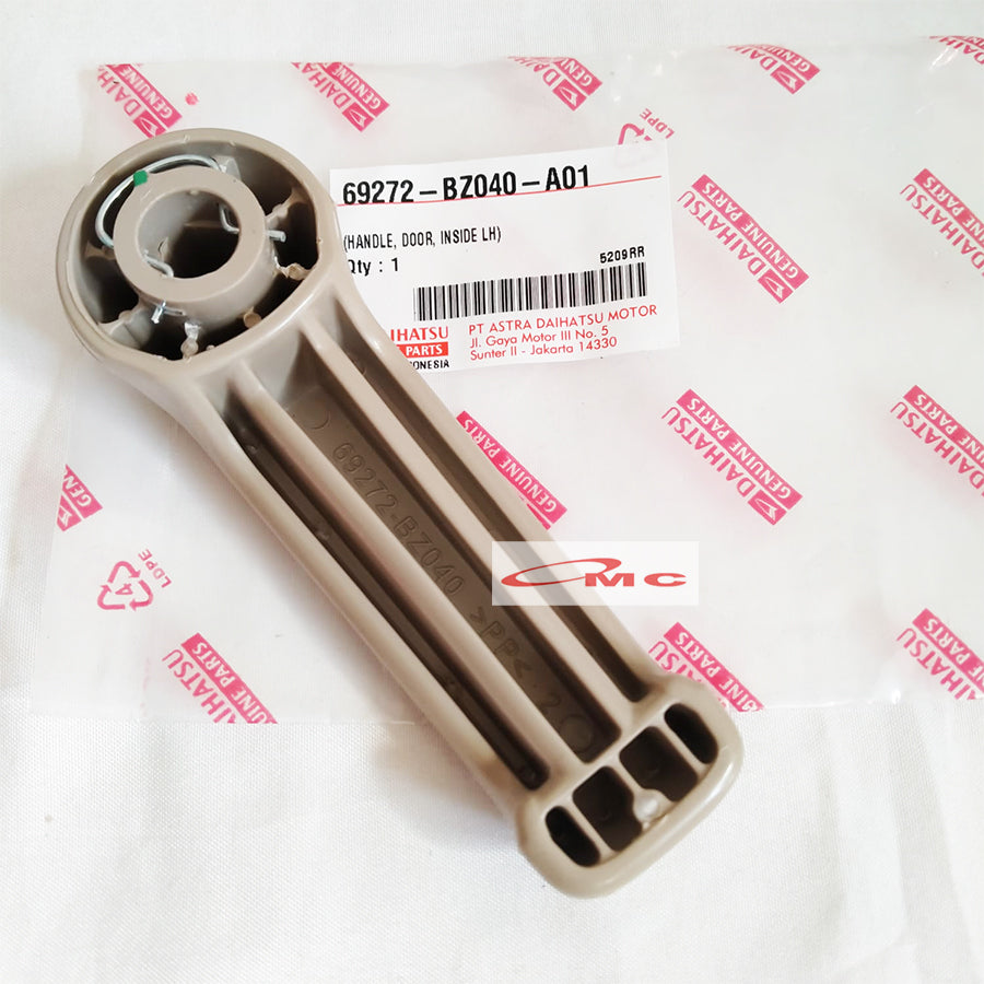 Handle Handel Dalam Daihatsu Gran Max Luxio Esspas 69272-BZ040-A01