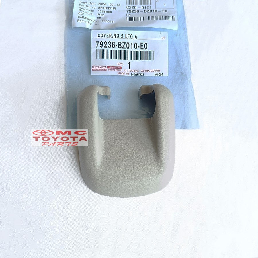 Tutup Cover Baut Kaki Jok Bangku Dudukan Belakang Avanza Xenia 79236-BZ010-E0