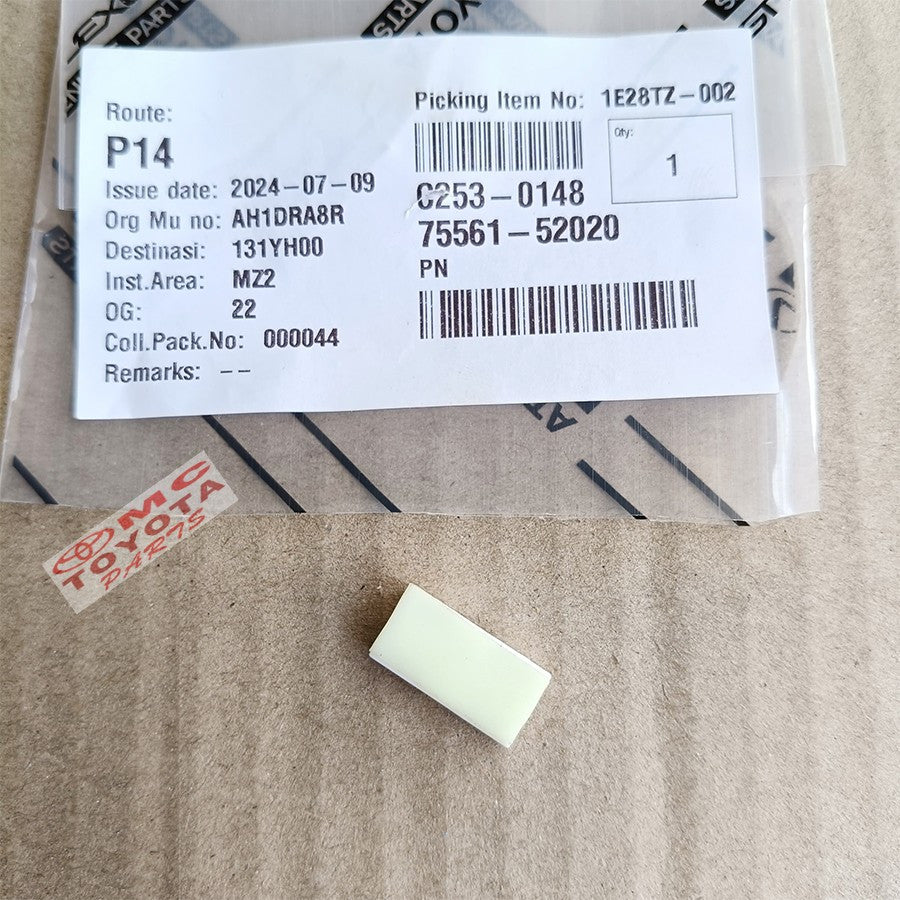 Kancing Klip Karet Roof Clip Moulding Atap Innova Fortuner Hilux Vios Yaris Corolla Altis Hiace Coaster Land Cruiser Prado 75561-52020