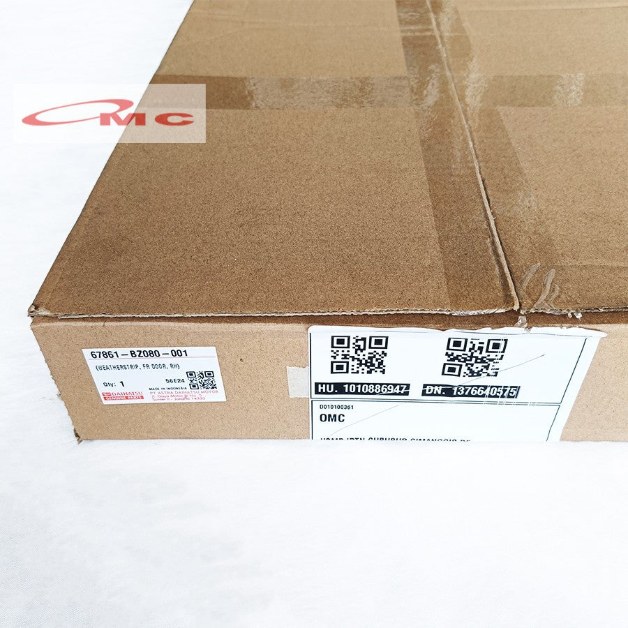 Karet Pintu Depan Kanan Daihatsu Gran Max Mini Bus Pick Up Luxio Original 67861-BZ080-001