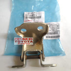 Engsel Pintu Hinge Assy Atas Depan Kanan Atas Avanza Xenia 68710-BZ010