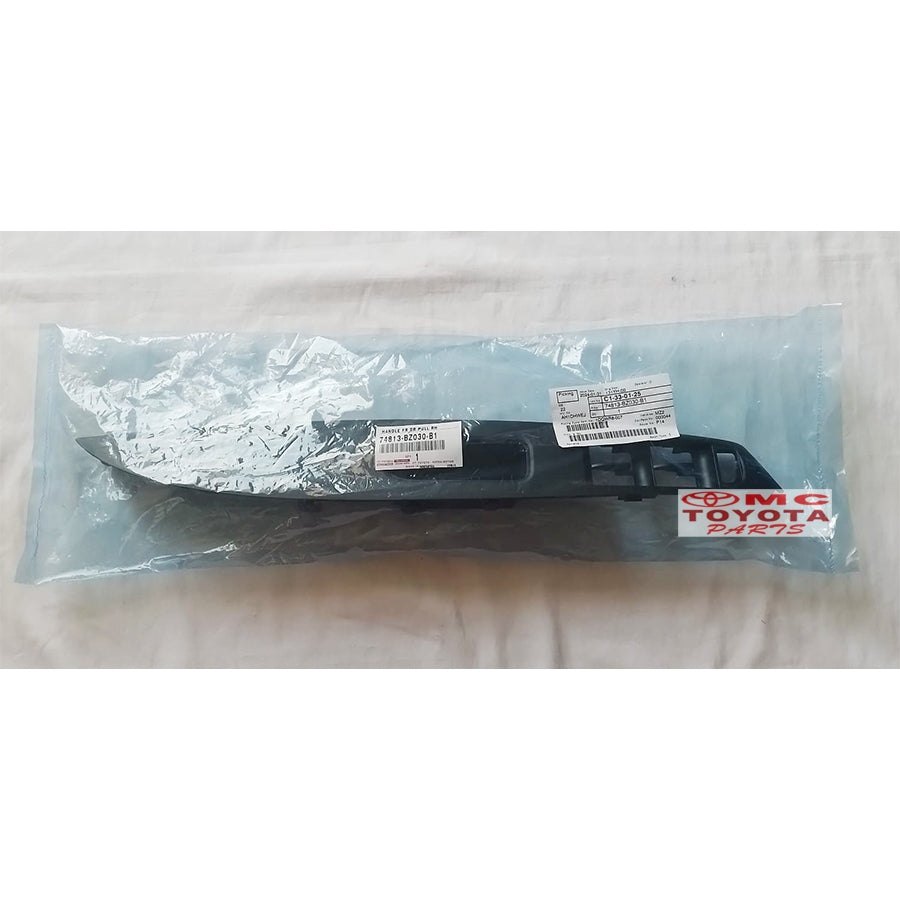 Tarikan Pintu Panel Power Window Depan Kanan Agya Ayla 74813-BZ030-B1