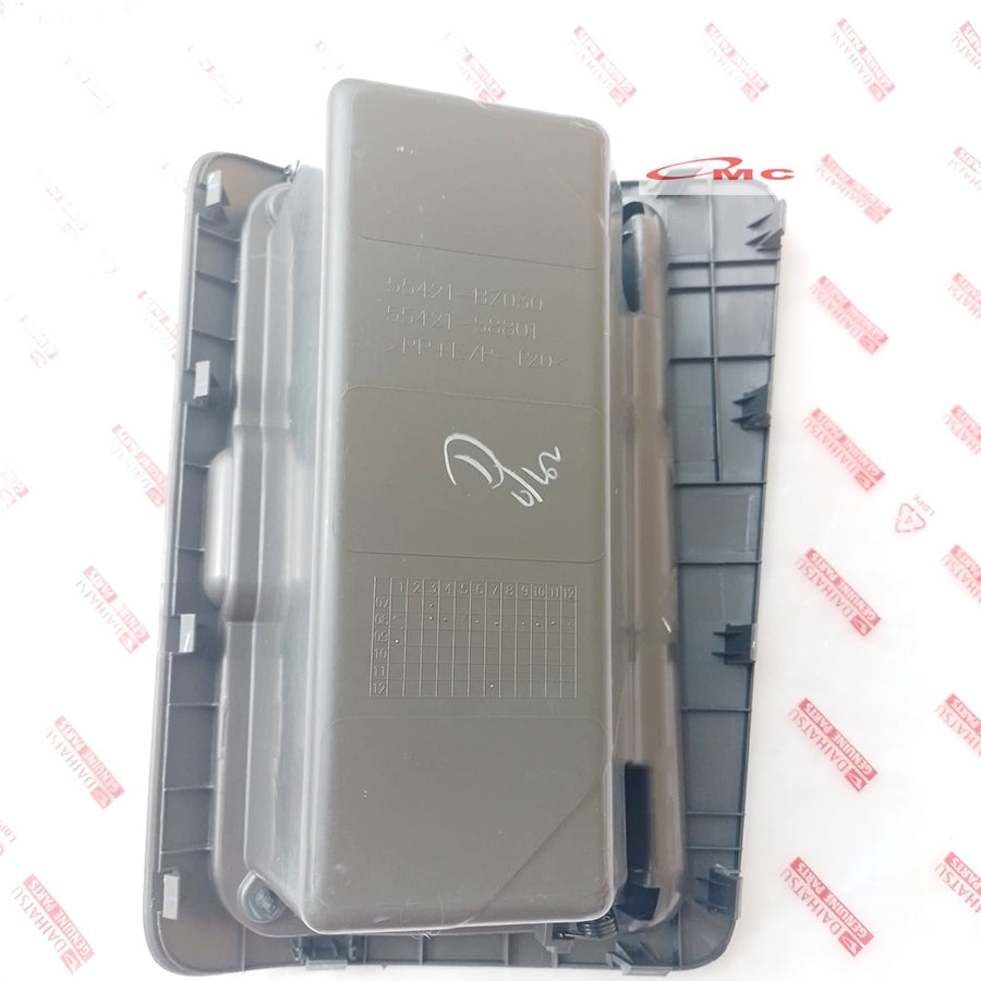 Laci Bagian Atas Dashboard Daihatsu Luxio 55421-BZ030-E01