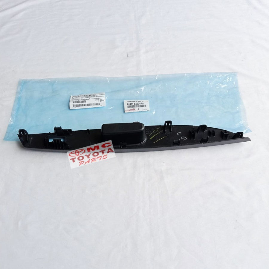 Tarikan Pintu Panel Power Window Depan Kiri Agya Ayla 74814-BZ030-B1