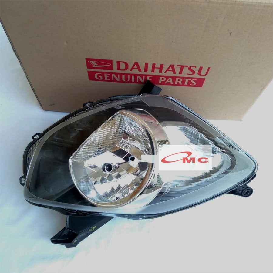 Lampu Depan Head Lamp Kanan Daihatsu Ayla Agya 81130-BZ170-001