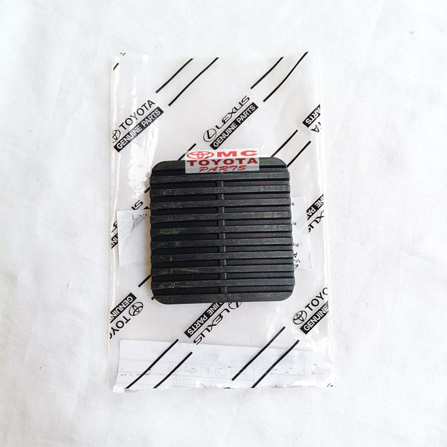 Karet Injakan Pedal Kopling Rem Toyota Land Cruiser Coaster Dyna Hardtop 2F, BJ40 & FJ40 31321-36010
