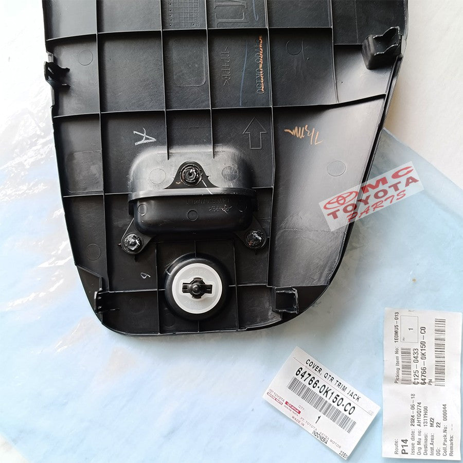 Cover Tutup Dongkrak Quarter Trim Jack Toyota Kijang Innova Reborn Original 64766-0K150-C0