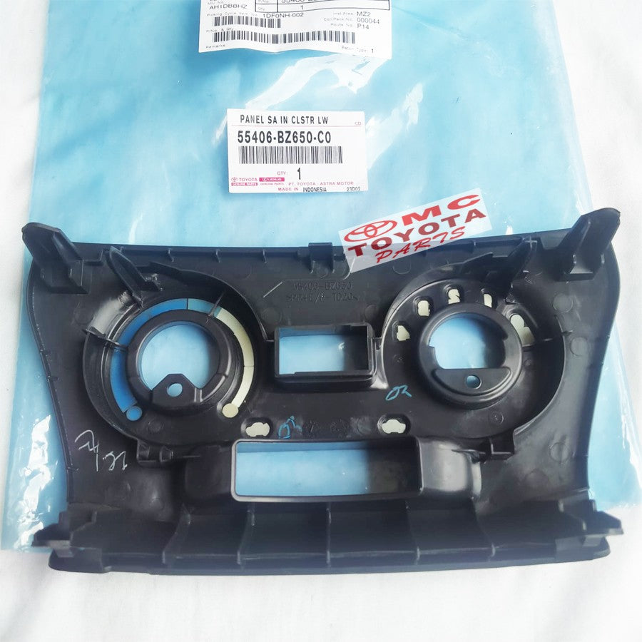 Cover Panel Frame Tombol AC Hitam New Agya Ayla 2017-Up 55406-BZ650-C0