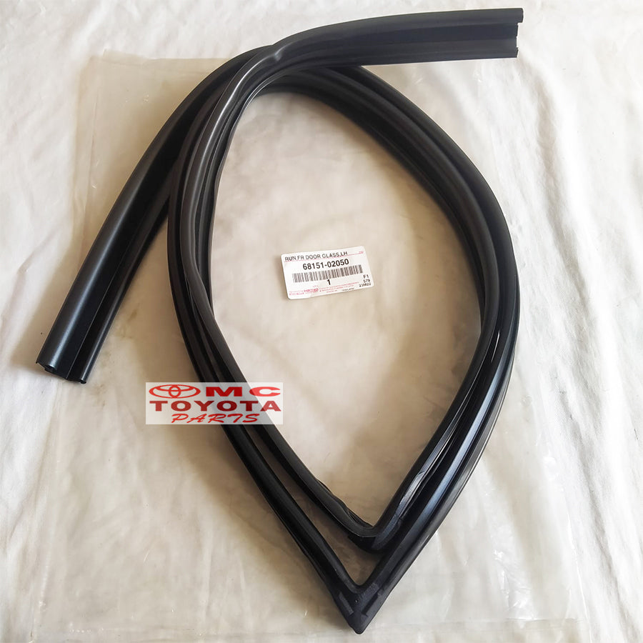 Karet Channel Kaca Pintu Depan Kiri Toyota Corolla Altis 68151-02050