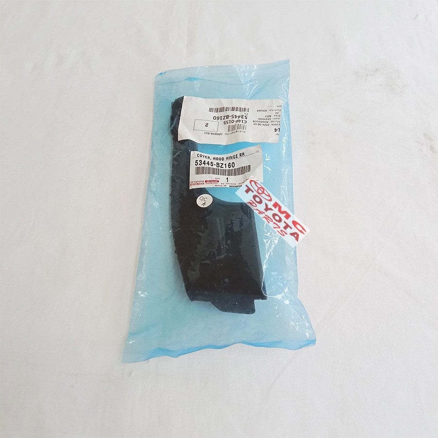 Cover Hood Hinge Karet samping Kap Mesin Kanan Agya Ayla 53445-BZ160