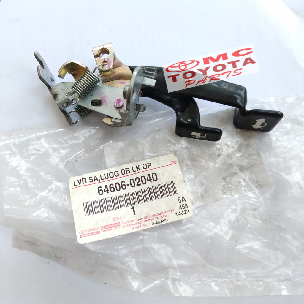 Handle-Handle Tarikan Bensin Tuas Tarikan Bagasi Pembuka Tangki Bensin Vios Old Gen 1  Soluna Corolla Altis  Original  64606-02040