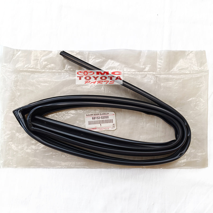 Karet Channel Kaca Pintu Belakang Kanan Kiri Corolla Altis 2001-2007 Original Toyota 68142-02050 / 68152-02050 Karet Chanel Canel Cenel Run Chanel Channel Lis List Karet Kaca Pintu Belakang
