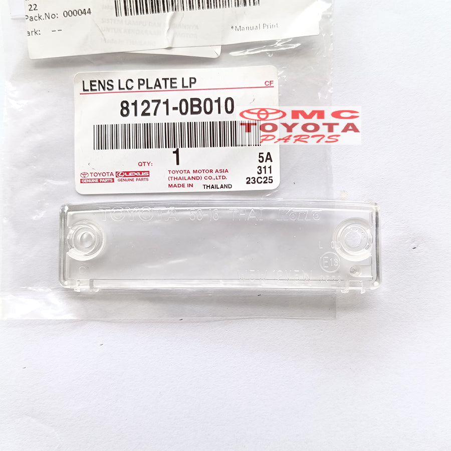 Mika Lampu Plat Nomor Belakang Original Toyota Kijang Kapsul Innova Fortuner 81271-0B010 Mika Lampu Pelat Nomor Bagasi Belakang Cover Lampu Plat Nomor Lens License Plate