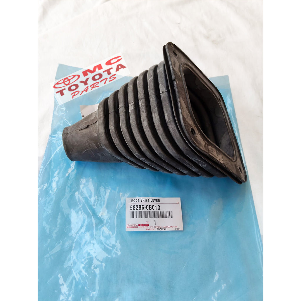 Karet Boot Tutup Abu Tongkat Persneleng Gearbox Original Kijang Kapsul 58286-0B010