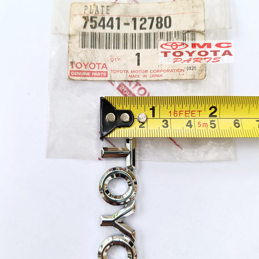 Emblem Belakang Tulisan TOYOTA Chrome Great Corolla All New & Universal Original 75441-12780 Emblem TOYOTA Logo Toyota Sticker Stiker Bagasi Pintu Belakang Ori