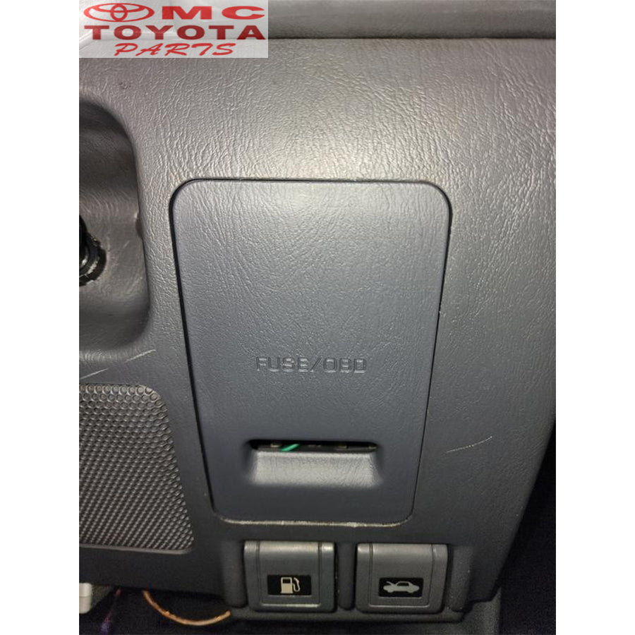 Cover Fuse Box Land Cruiser VX80 HDJ80 Tutup Sekring Bok Supir Ori 55545-60050-B0 Cover Tutup Fuse Box Sekring Sikring Dashboard Landcruiser VX 80 Original Toyota