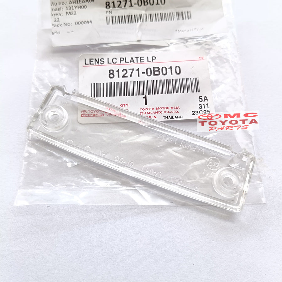 Mika Lampu Plat Nomor Belakang Original Toyota Kijang Kapsul Innova Fortuner 81271-0B010 Mika Lampu Pelat Nomor Bagasi Belakang Cover Lampu Plat Nomor Lens License Plate