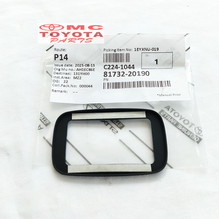 Karet Paking Gasket Lampu Sein Sen Celica Camry Cressida Hilux Land Cruiser VX100  81732-20190 Original