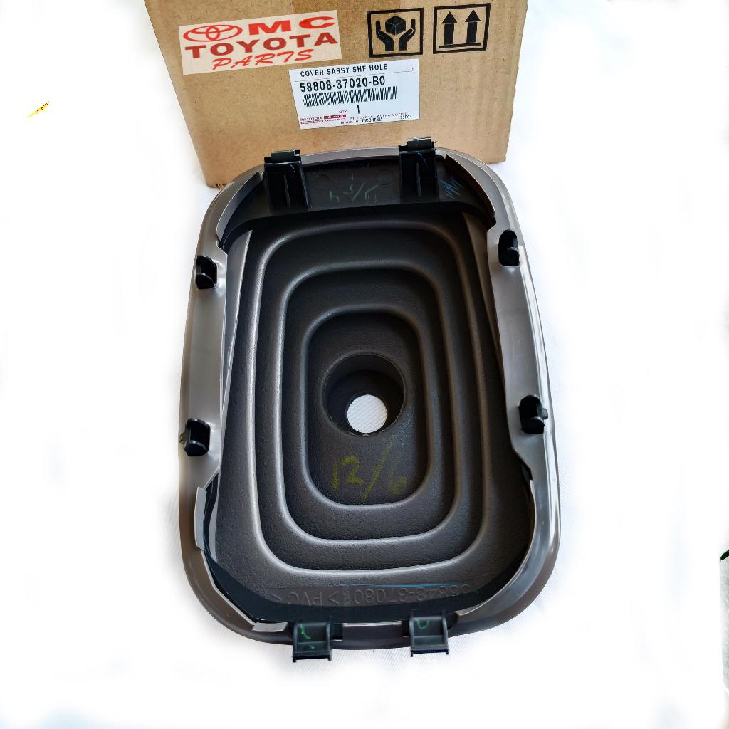 Tutup Abu Karet Boot Cover Boot Tongkat Persneling Verseneling Operan Gigi Tuas Transmisi  Hino Dutro Dyna Saurus 58808-37020-B0 Original