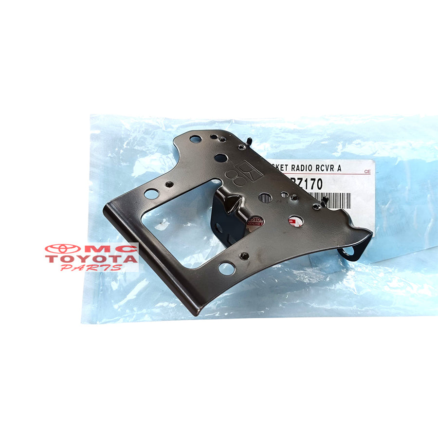 Bracket Breket Tape Kanan Kiri Breket Head Unit Dudukan Tape Agya Ayla Original 86211-BZ170 / 86212-BZ170 Braket Bracket Tape Radio Breket Tip Breket Dudukan Tape Head unit Ori