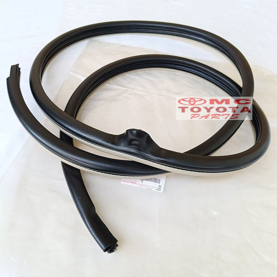 Karet Body Karet Bodi Pintu Depan Belakang Kanan Kiri Corolla Altis Old Original Toyota 62311-02051-A0 62312-02051-A0 62331-02050-A0 62332-02050-A0