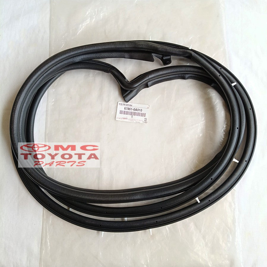 Karet Pintu Depan Kanan Kiri Soluna Original Toyota 67861-0A010 67862-0A010 Karet Pintu Soluna