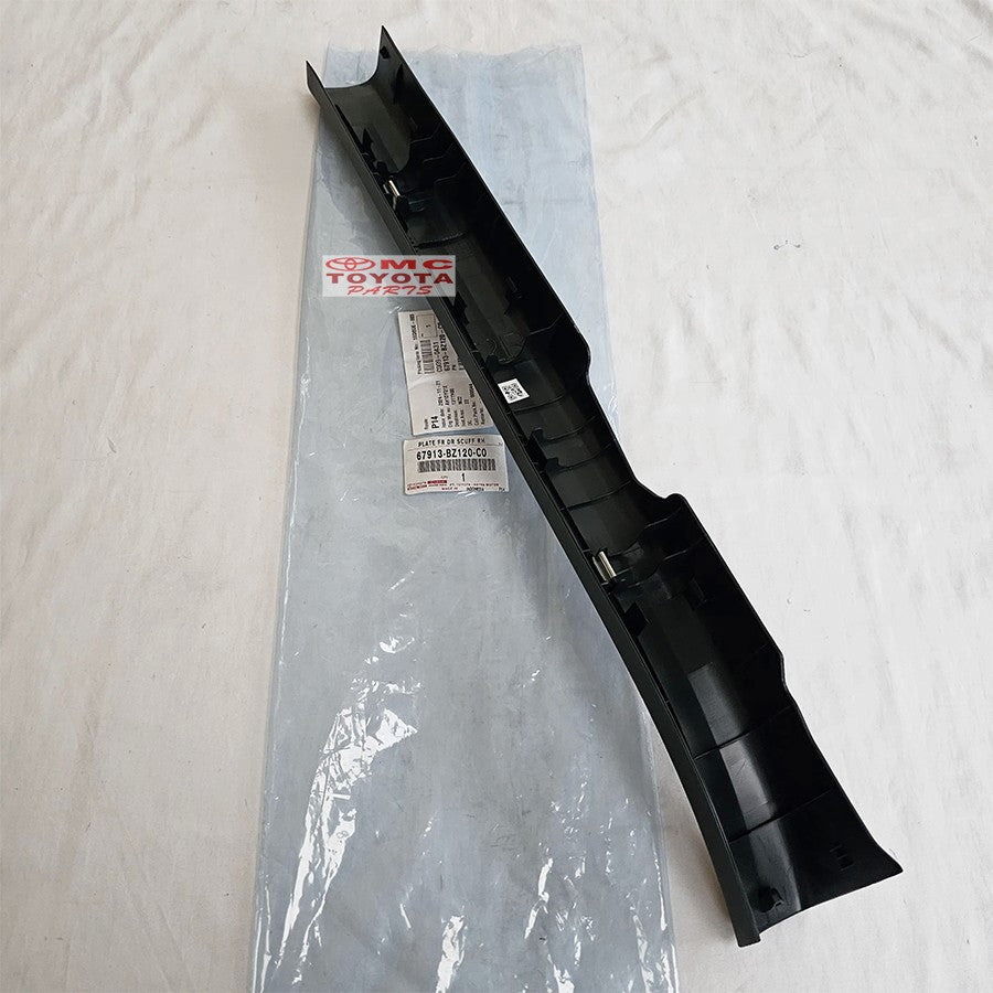 SillPlate Sil Plate Cover Body Plat Scuff Depan Samping kanan Kiri Agya Ayla Original 67913-BZ120-C0 67914-BZ120-C0