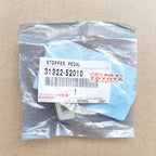 Karet Plastik Stopper Kopling Pedal Yaris 31322-52010