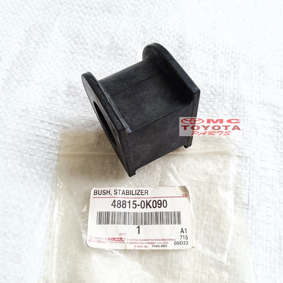 Karet Stabilizer Bush Bosh Bushing Karet Stabil Depan New Fortuner VRZ Hilux Revo Original Toyota 48815-0K090 Karet Roti Bushing Stabil