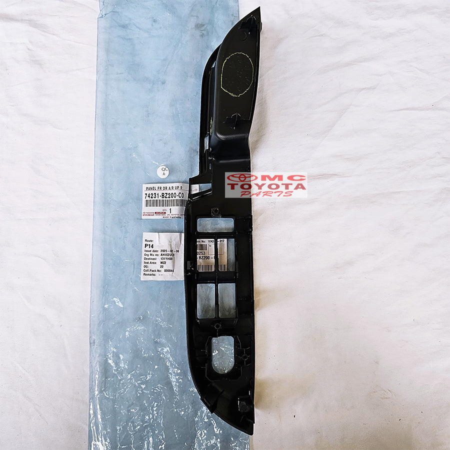 Tarikan Pintu Rumah Panel Armrest Power Window Depan Rush Terios 2017 Up Kanan Kiri original Toyota 74231-BZ200-C0 74232-BZ200-C0