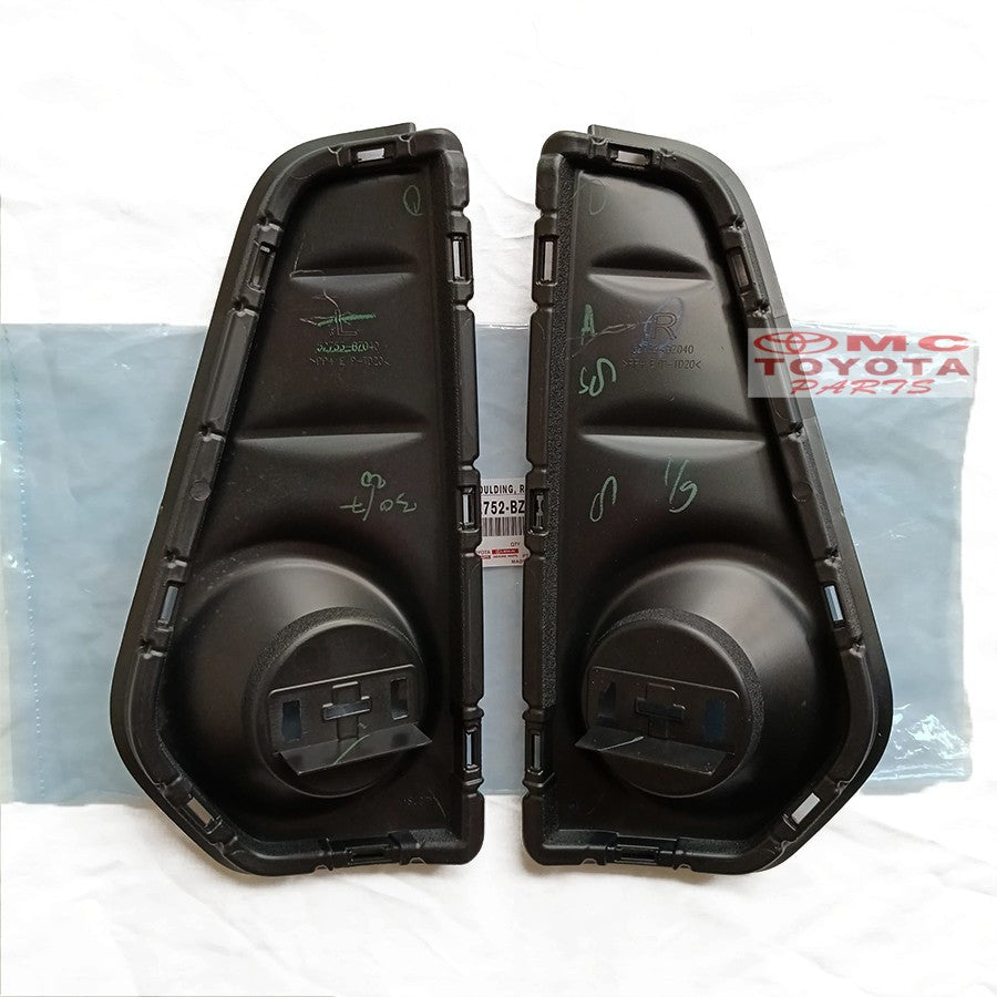 Tutup Cover Reflektor Foglamp Lampu Mata Kucing Garnish Bemper Moulding Bumper Belakang Kanan Kiri Grand New Avanza Veloz Ori Toyota 52752-BZ040 52753-BZ040