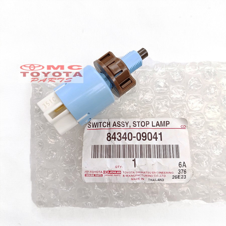 Switch Rem Switch Stop Lampu Rem Yaris Vios Innova Fortuner Hilux Corolla Altis Hiace Etios Valco Original Toyota 84340-09041 Switch Stop Lamp